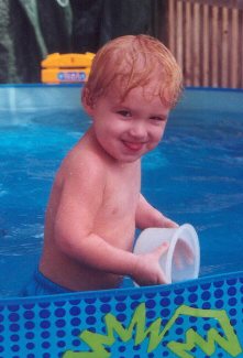 Derrick in Pool